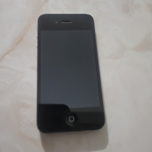 Apple iphone black model - 4,