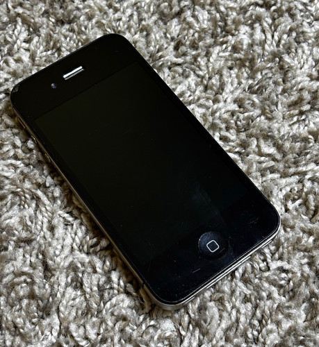 Apple iphone a1349 black 8gb - apple,